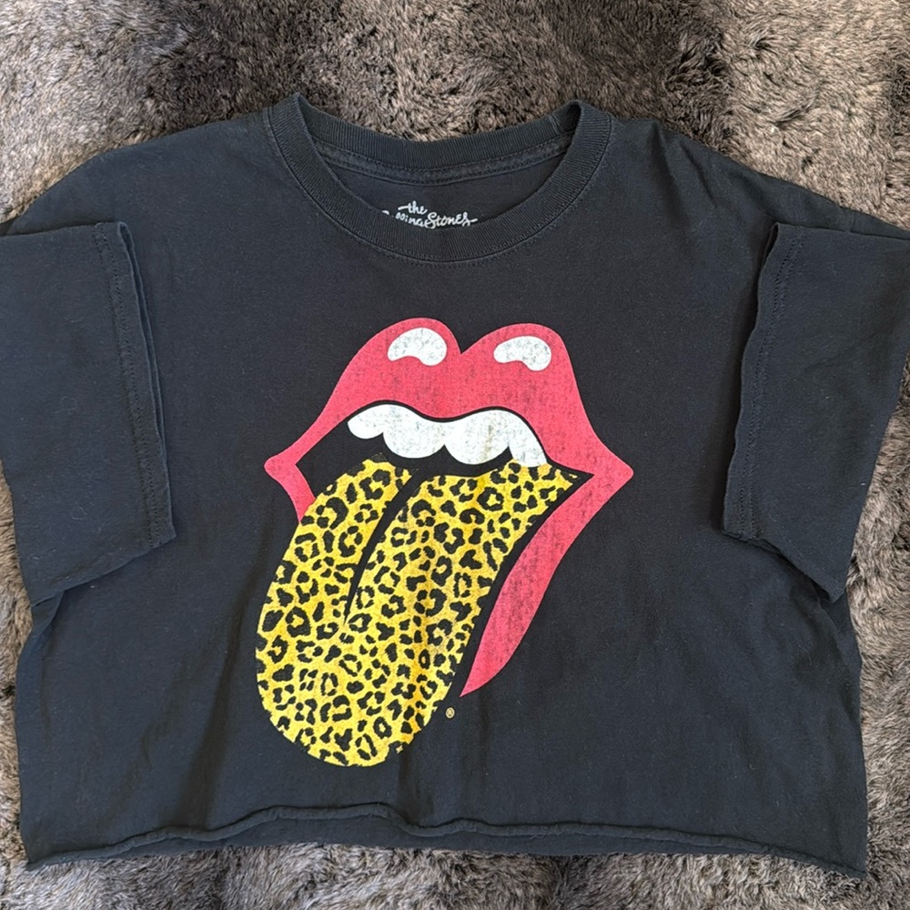 Graphic tee